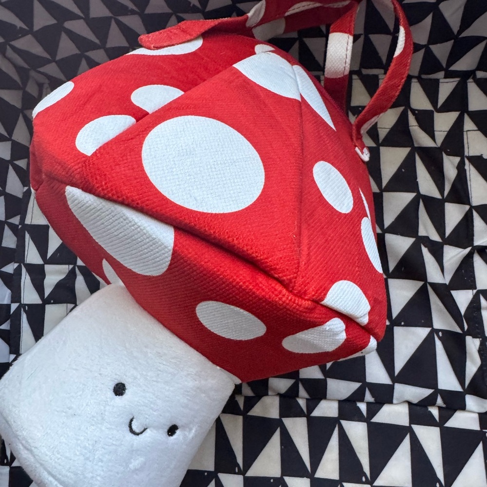 Red Mushroom comic Nintendo purse tote Bag - Picture 3 of 5
